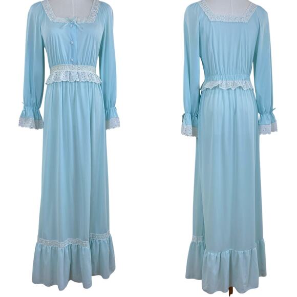 Vintage 70s SEARS Pastel Blue Nylon Eyelet Lace Trim Maxi Nightgown Size S - Picture 1 of 15